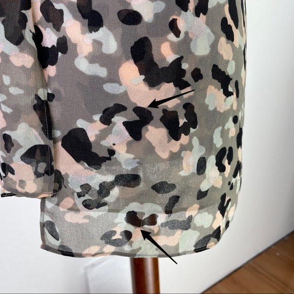 Cabi Chiffon Camo Print Cold Shoulder Top - Picture 10 of 10